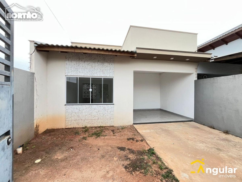 CASA A VENDA NO RESIDENCIAL DEVILLE EM SINOP/MT