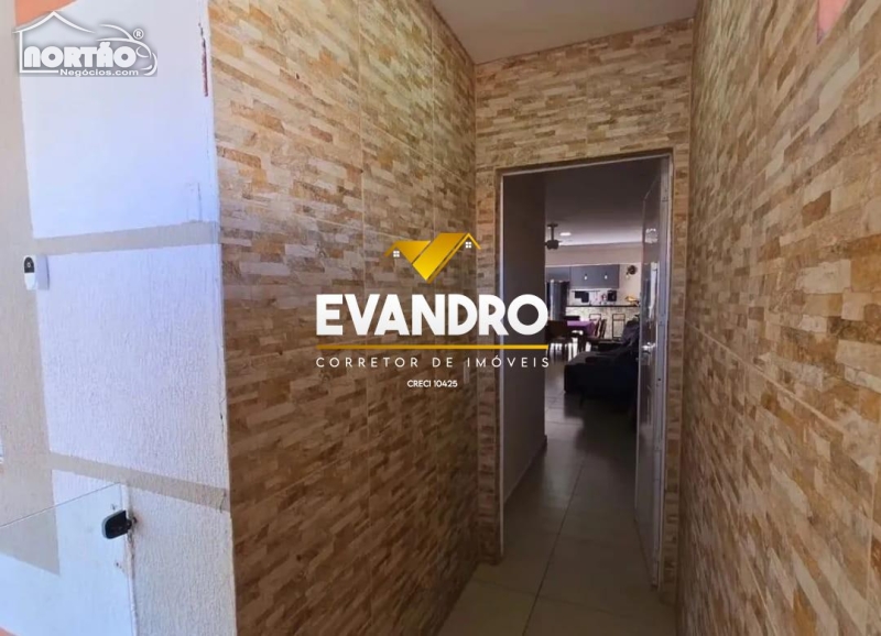 Casa à venda com 3 quartos, 110m² - Foto 8