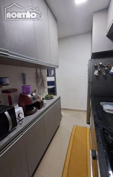 Casa à venda com 2 quartos, 83m² - Foto 7