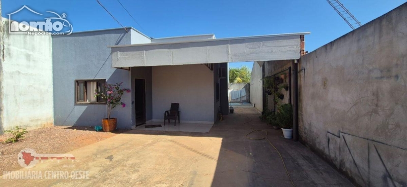 CASA A VENDA NO JARDIM CALIFORNIA EM SINOP/MT