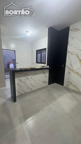 Casa à venda com 3 quartos, 98m² - Foto 8