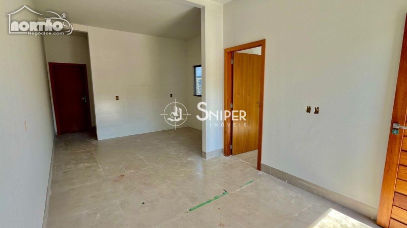 Casa à venda com 2 quartos, 64m² - Foto 6