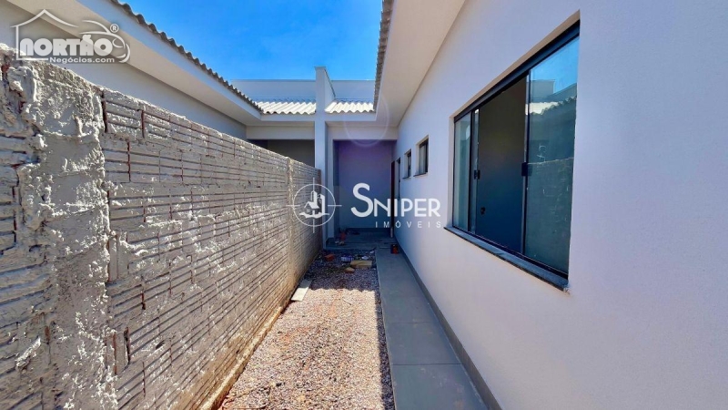 Casa à venda com 2 quartos, 64m² - Foto 7