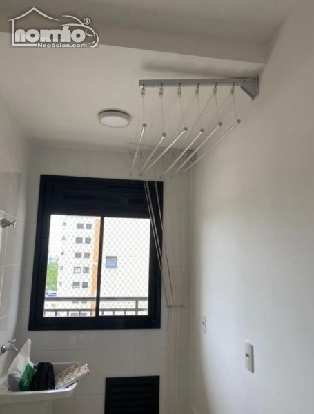 Casa à venda com 2 quartos, 78m² - Foto 3