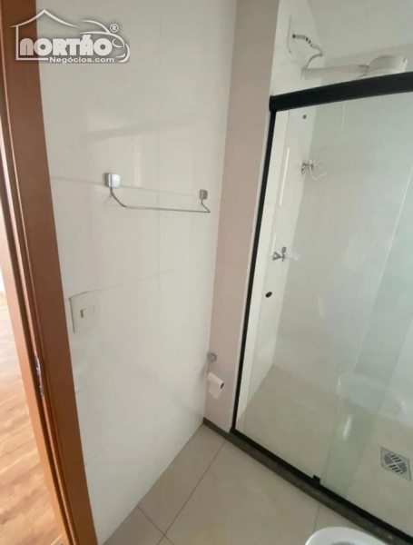 Casa à venda com 2 quartos, 78m² - Foto 5