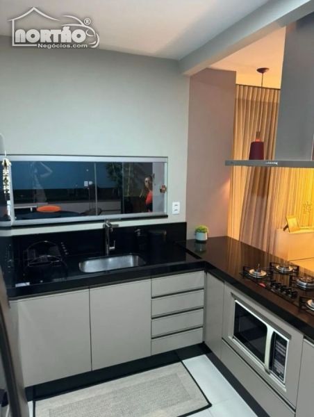 Casa à venda com 2 quartos, 90m² - Foto 6