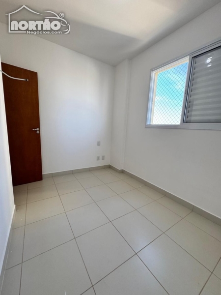 Casa à venda com 3 quartos, 73m² - Foto 9