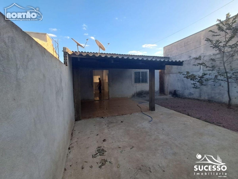 Casa à venda com 3 quartos - Foto 3