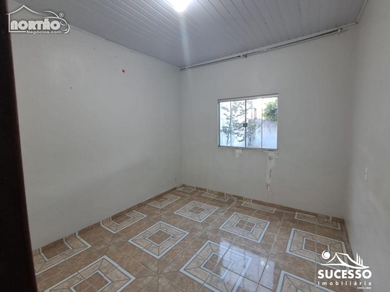 Casa à venda com 3 quartos - Foto 7