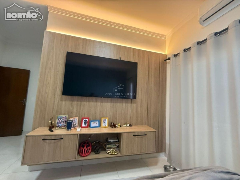 CASA A VENDA NO RESIDENCIAL FLORENÇA EM SINOP/MT