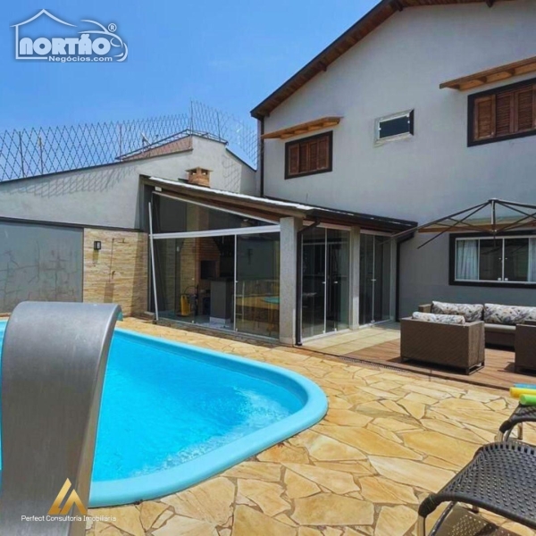 CASA a venda no JARDIM HÍPICA PINHEIRO em Taubaté/SP