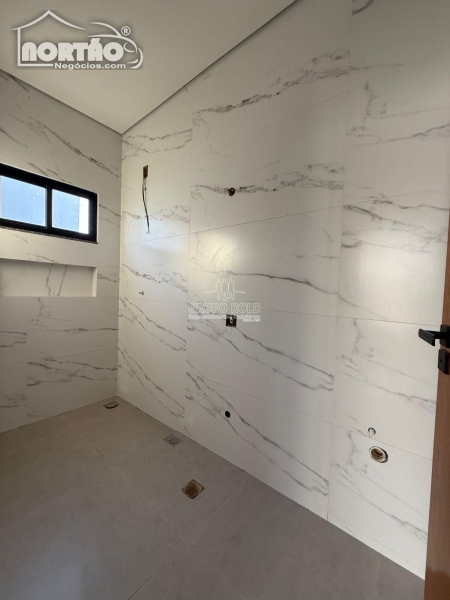 Casa à venda com 4 quartos, 125m² - Foto 8