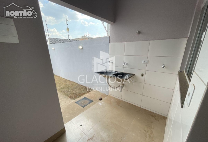 Casa à venda com 3 quartos, 89m² - Foto 8