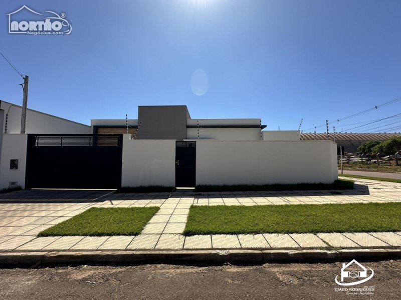 CASA a venda no JARDIM CELESTE em Sinop/MT