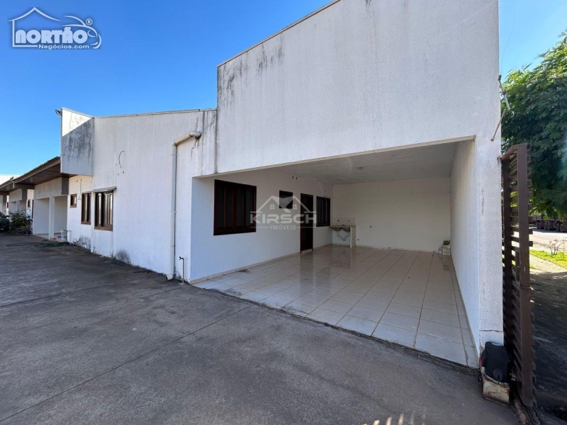 Casa à venda com 3 quartos, 60m² - Foto 3