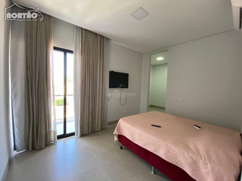 Casa à venda com 3 quartos, 175m² - Foto 9
