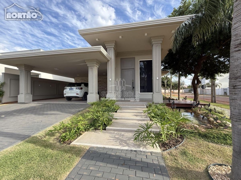 CASA a venda no CONDOMINIO CARPE DIEM em Sinop/MT