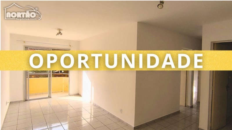 Casa à venda com 4 quartos, 69m² - Foto 1