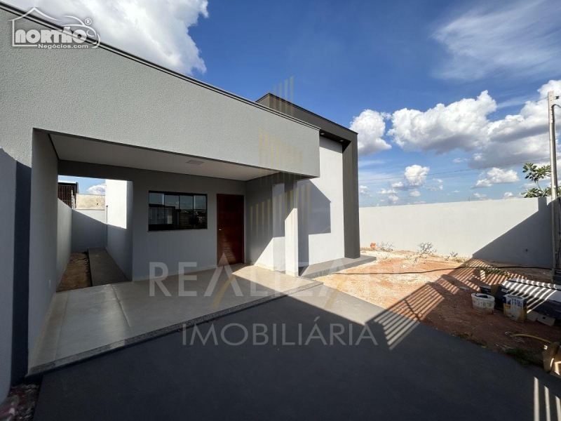 CASA a venda no RESIDENCIAL SANTA ROSA em Sinop/MT