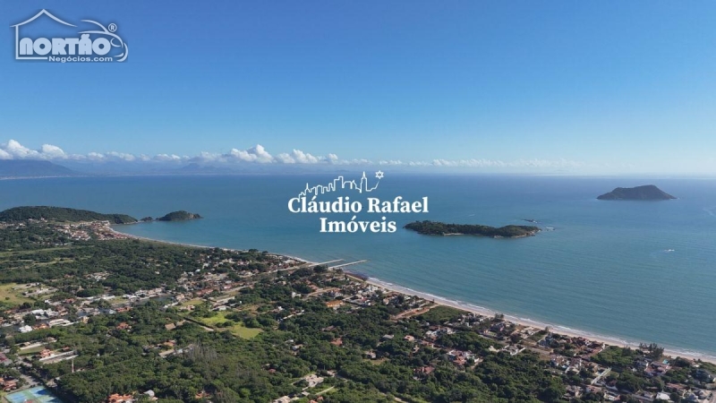 Casa à venda com 2 quartos, 1500m² - Foto 4