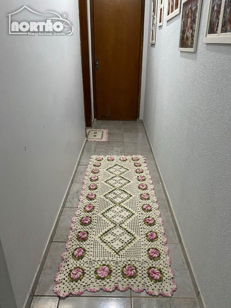 Casa à venda com 4 quartos, 104m² - Foto 4