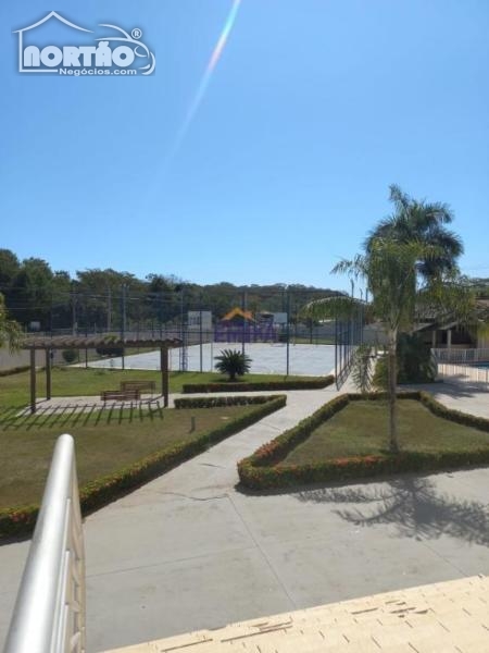 Casa à venda com 3 quartos, 128m² - Foto 3