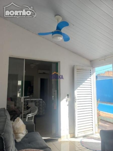 Casa à venda com 2 quartos, 85m² - Foto 8