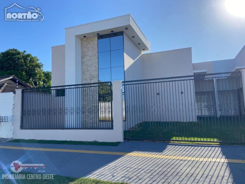 Casa à venda com 3 quartos, 80m² - Foto 2