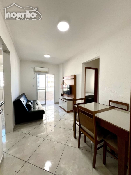 Apartamento a venda no OCIAN em Praia Grande/SP