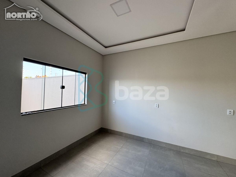 Casa à venda com 4 quartos - Foto 4
