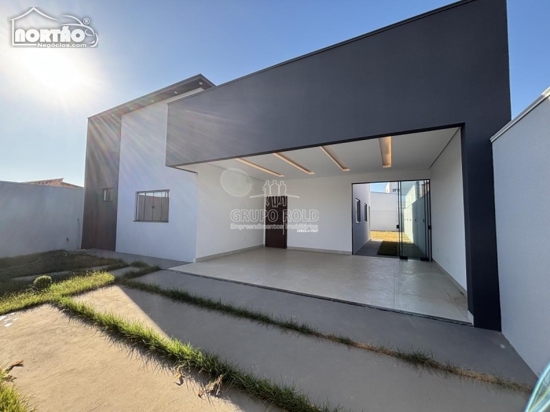 CASA a venda no RESIDENCIAL CARANDÁ BOSQUE em Sinop/MT