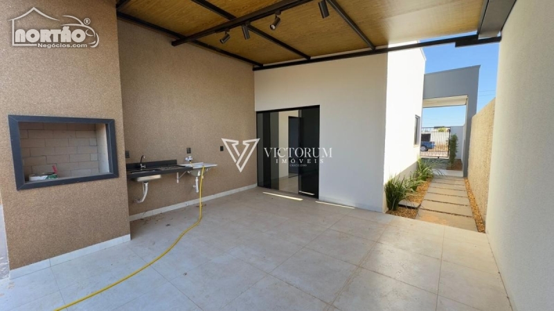 Casa à venda com 3 quartos, 90m² - Foto 9