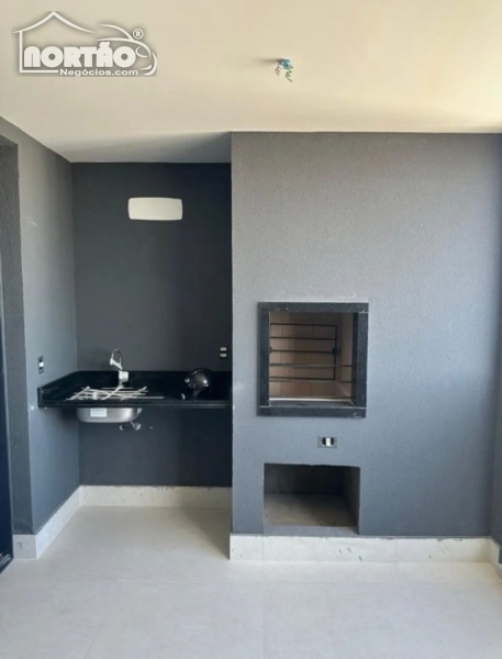 Casa à venda com 3 quartos, 132m² - Foto 3