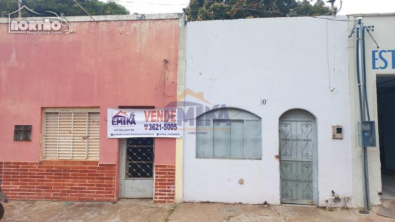Casa à venda com 1 quarto, 47m² - Foto 2