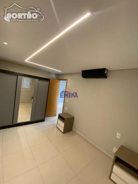 Casa à venda com 2 quartos, 59m² - Foto 6