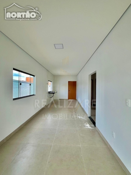 CASA A VENDA NO JARDIM BOUGAINVILLE EM SINOP/MT