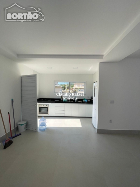 Casa à venda com 5 quartos, 148m² - Foto 10