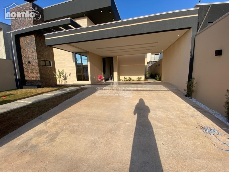 CASA a venda no RESIDENCIAL PARIS em Sinop/MT