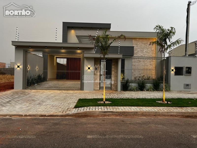 CASA a venda no JARDIM CURITIBA em Sinop/MT