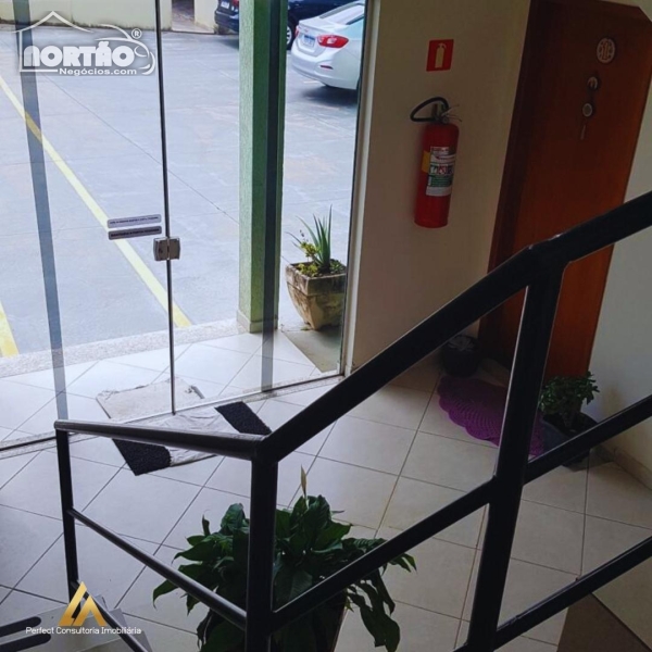 Casa à venda com 3 quartos, 54m² - Foto 7