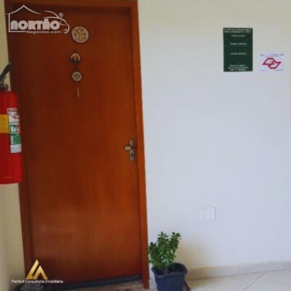 Casa à venda com 3 quartos, 54m² - Foto 8