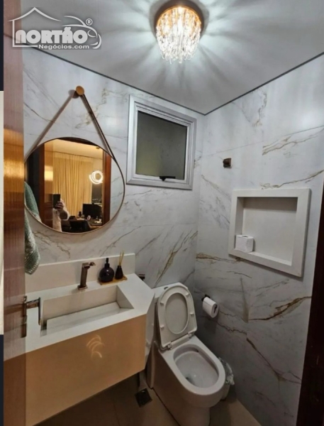 Casa à venda com 3 quartos, 134m² - Foto 4
