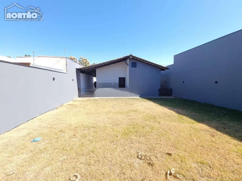 Casa à venda com 4 quartos, 125m² - Foto 7