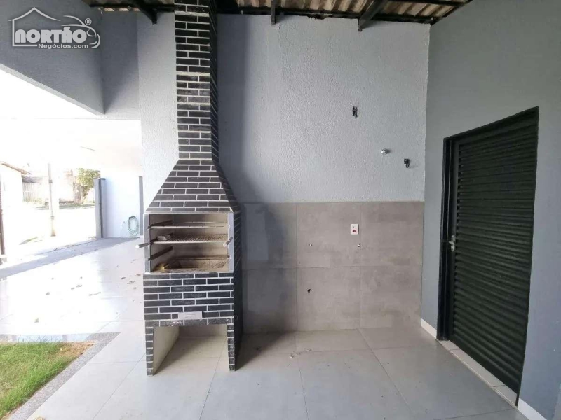 Casa à venda com 4 quartos, 125m² - Foto 9