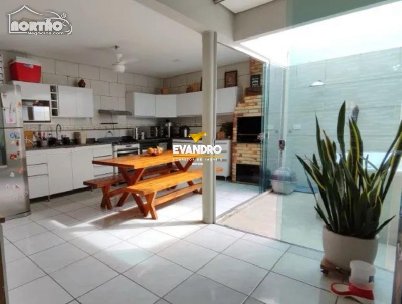 Casa a venda no JARDIM IMPERIAL em Cuiabá/MT