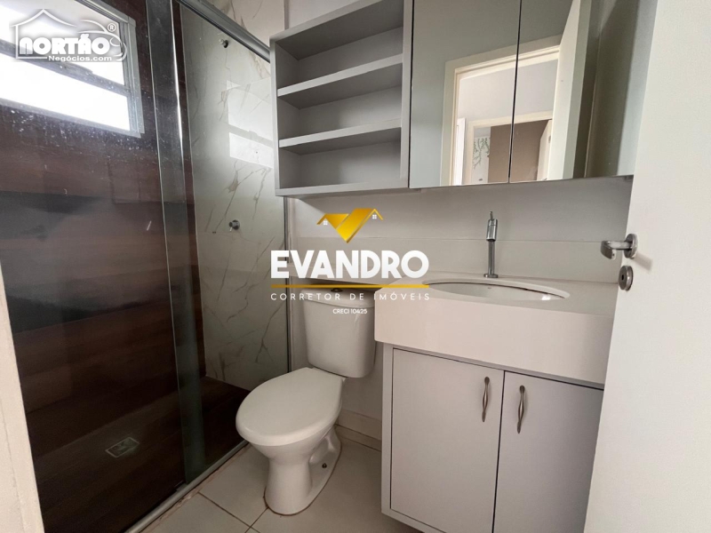 Casa à venda com 2 quartos, 75m² - Foto 8