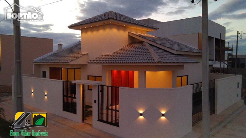 CASA a venda no RESIDENCIAL PARIS em Sinop/MT