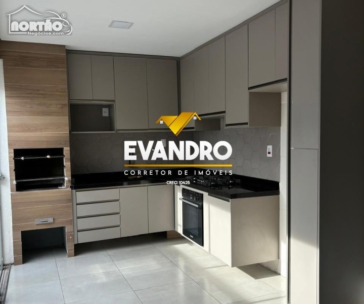 CASA A VENDA NO JARDIM IMPERIAL EM CUIABÁ/MT