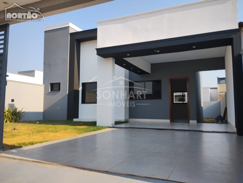 CASA a venda no RESIDENCIAL BURITIS em Sinop/MT