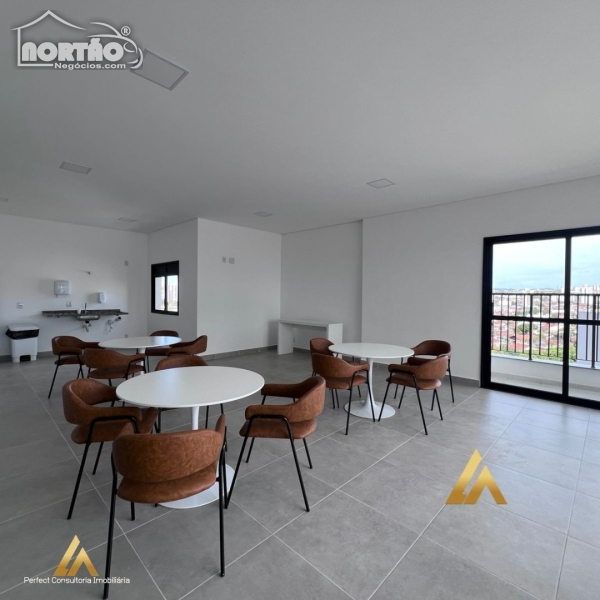 Casa à venda com 2 quartos, 38m² - Foto 9